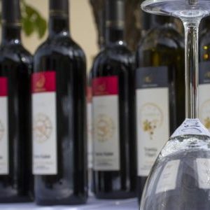 Degustazione vini Sicilia e prodotti tipici regionali